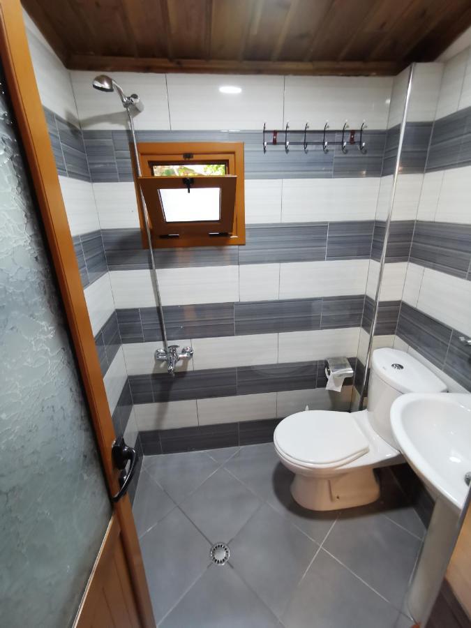 Tomor Shehu Guest House Berat Bagian luar foto